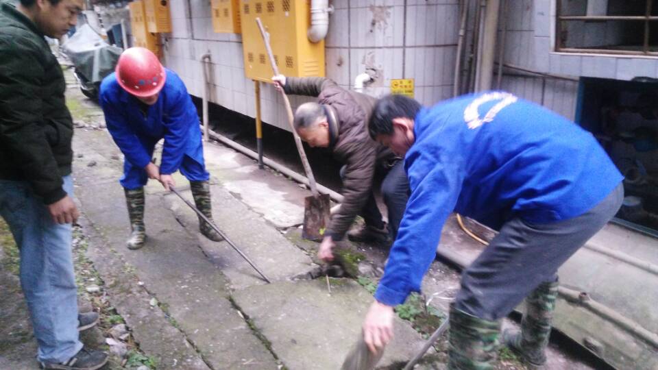 塔河清掏化粪池、管道疏通一站式服务<高效><技术><可靠>